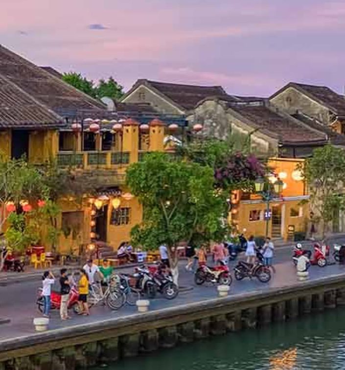 Hoi An Old Town at dusk
